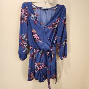 One Clothing Floral Blue Short Romper Size S